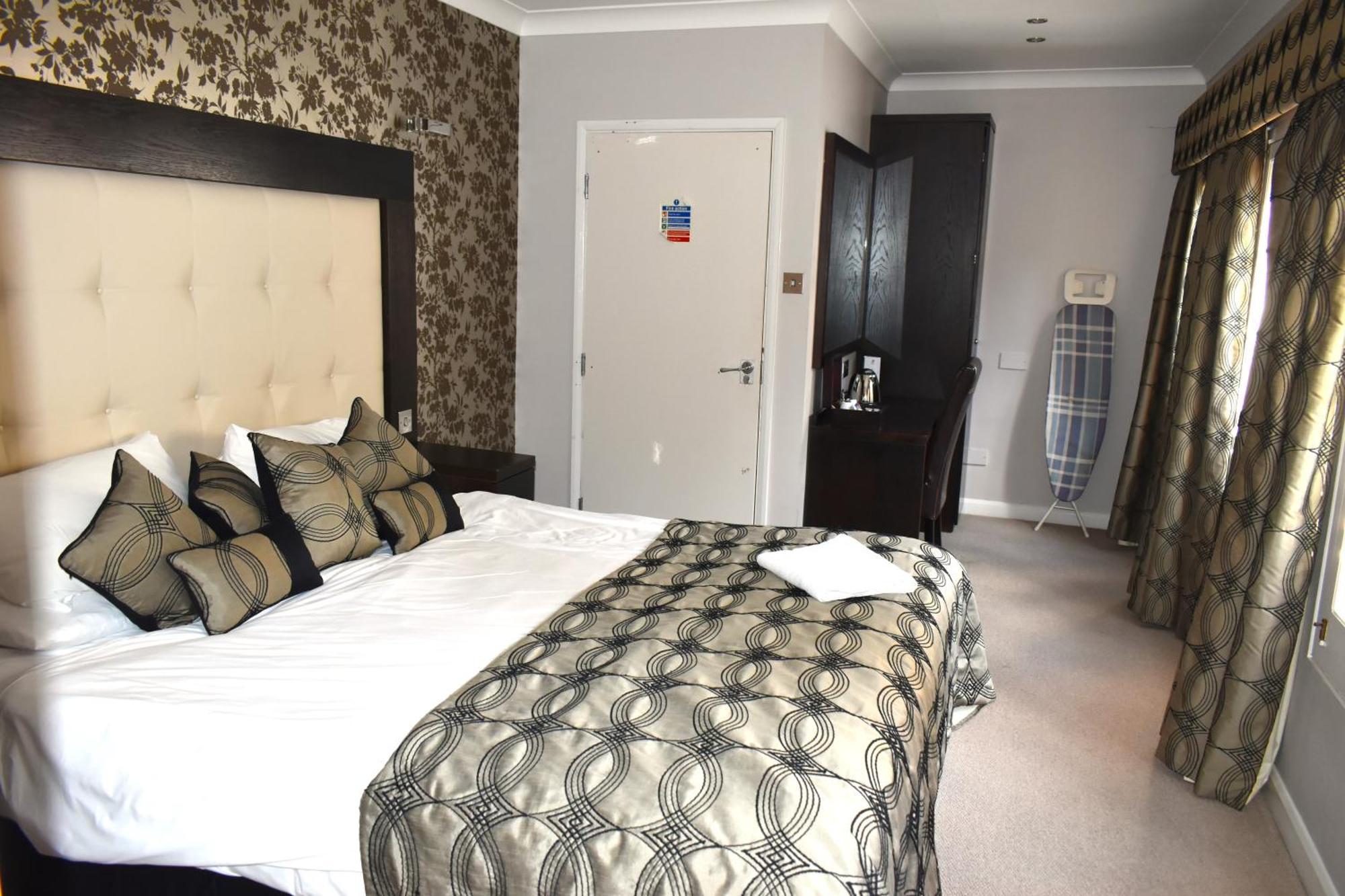 Donington Manor Hotel Castle Donington Bagian luar foto